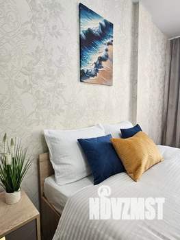 1-к квартира, посуточно, 37м2, 7/10 этаж