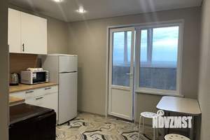 1-к квартира, посуточно, 40м2, 8/14 этаж