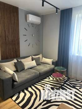 1-к квартира, посуточно, 37м2, 8/9 этаж