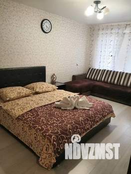 1-к квартира, посуточно, 40м2, 1/10 этаж