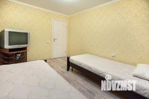 2-к квартира, посуточно, 45м2, 1/1 этаж