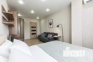 1-к квартира, посуточно, 37м2, 4/10 этаж