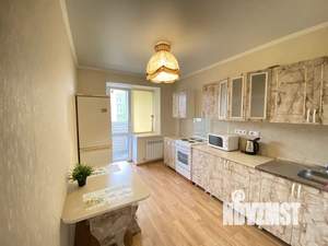 1-к квартира, посуточно, 38м2, 8/10 этаж