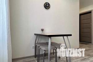 1-к квартира, посуточно, 40м2, 9/9 этаж