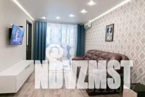 2-к квартира, посуточно, 47м2, 1/5 этаж