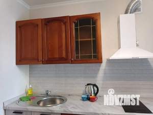 1-к квартира, посуточно, 42м2, 3/9 этаж