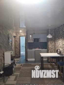 Студия квартира, посуточно, 27м2, 1/10 этаж