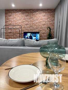 Студия квартира, посуточно, 34м2, 1/16 этаж