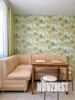 1-к квартира, посуточно, 38м2, 3/9 этаж