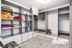 3-к квартира, на длительный срок, 150м2, 2/5 этаж