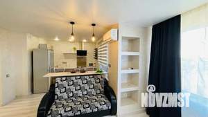 Студия квартира, посуточно, 40м2, 9/18 этаж