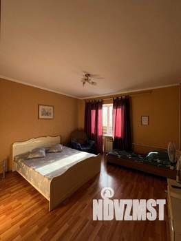 1-к квартира, посуточно, 32м2, 7/9 этаж