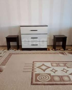 1-к квартира, на длительный срок, 47м2, 8/10 этаж