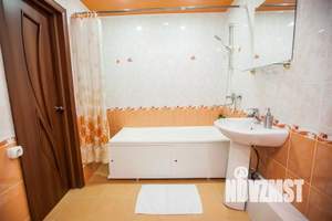 1-к квартира, посуточно, 46м2, 1/1 этаж