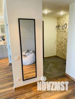 Студия квартира, посуточно, 38м2, 8/10 этаж