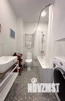 1-к квартира, посуточно, 35м2, 4/9 этаж