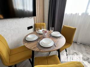 2-к квартира, посуточно, 55м2, 1/1 этаж