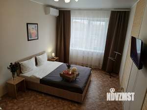 1-к квартира, посуточно, 40м2, 6/8 этаж