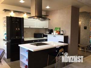 1-к квартира, посуточно, 50м2, 1/1 этаж