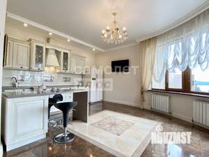 1-к квартира, на длительный срок, 130м2, 6/6 этаж