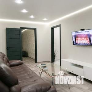 2-к квартира, посуточно, 45м2, 1/5 этаж