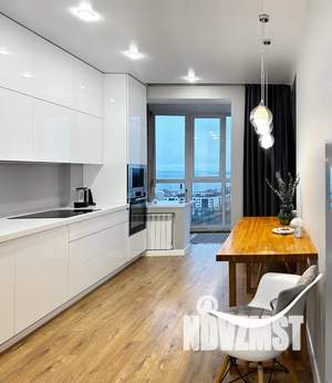 Студия квартира, посуточно, 50м2, 11/17 этаж