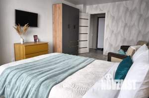 1-к квартира, посуточно, 37м2, 1/1 этаж