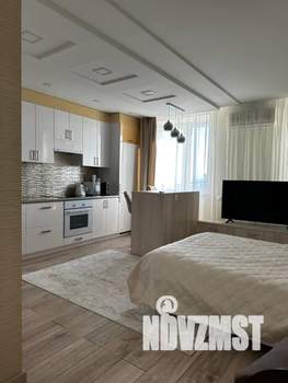 Студия квартира, посуточно, 35м2, 9/9 этаж