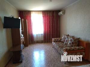 1-к квартира, посуточно, 36м2, 8/18 этаж