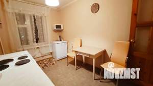 1-к квартира, посуточно, 38м2, 7/15 этаж