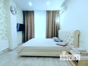 Студия квартира, посуточно, 25м2, 3/15 этаж