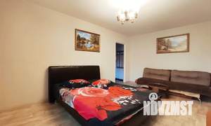 1-к квартира, посуточно, 35м2, 6/9 этаж