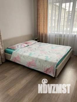 1-к квартира, посуточно, 35м2, 2/5 этаж