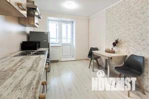 1-к квартира, посуточно, 40м2, 6/18 этаж