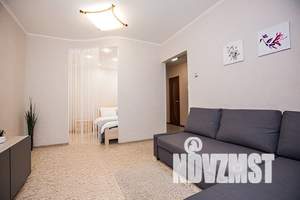 1-к квартира, посуточно, 50м2, 6/15 этаж