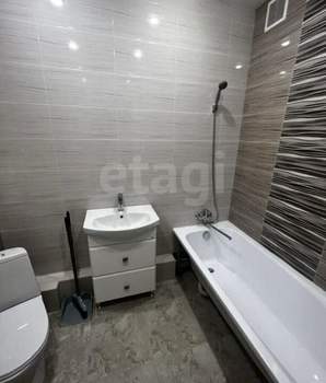 1-к квартира, на длительный срок, 45м2, 3/16 этаж