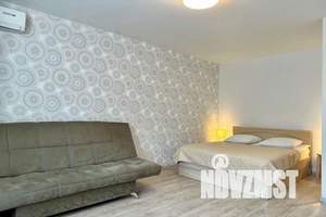 1-к квартира, посуточно, 45м2, 13/20 этаж