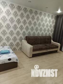 1-к квартира, посуточно, 36м2, 6/9 этаж