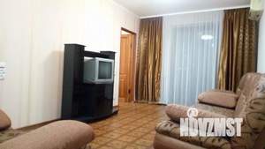 4-к квартира, посуточно, 80м2, 1/1 этаж