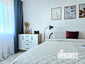 1-к квартира, посуточно, 40м2, 18/26 этаж