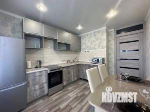 1-к квартира, посуточно, 38м2, 6/9 этаж
