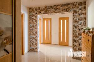3-к квартира, посуточно, 80м2, 1/1 этаж