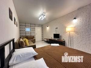 1-к квартира, посуточно, 38м2, 6/9 этаж