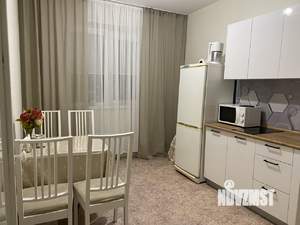 1-к квартира, посуточно, 38м2, 9/9 этаж