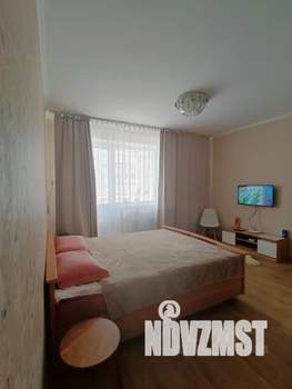 1-к квартира, посуточно, 37м2, 7/9 этаж