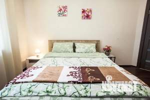 1-к квартира, посуточно, 37м2, 8/10 этаж