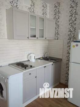 Студия квартира, посуточно, 25м2, 6/15 этаж