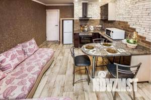 1-к квартира, посуточно, 45м2, 7/18 этаж