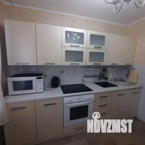 4-к квартира, посуточно, 83м2, 2/9 этаж