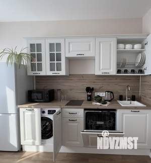 1-к квартира, посуточно, 37м2, 1/1 этаж